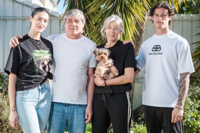 1709868195708058111.jpg 1709868195708058111.jpg