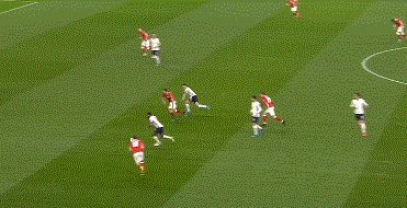 半岛体育-【世预】凯恩点射 斯通斯送礼+助攻 英格兰2比1波兰