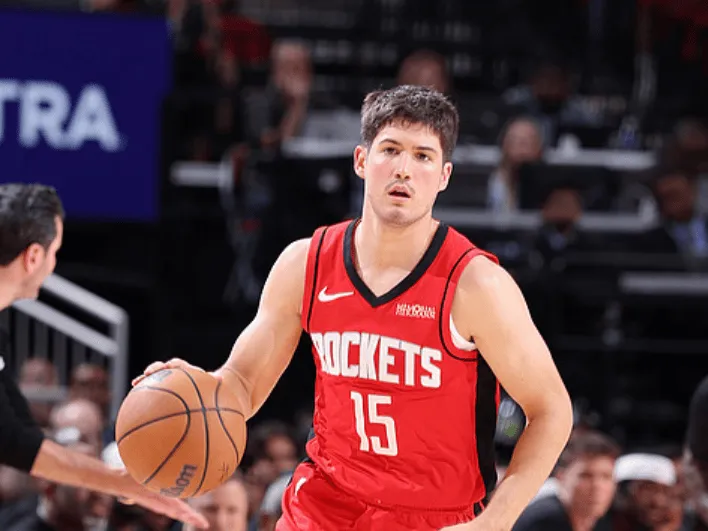 半岛体育-谢泼德全场12中6，三分7中4得到17分1篮板3助攻3抢断